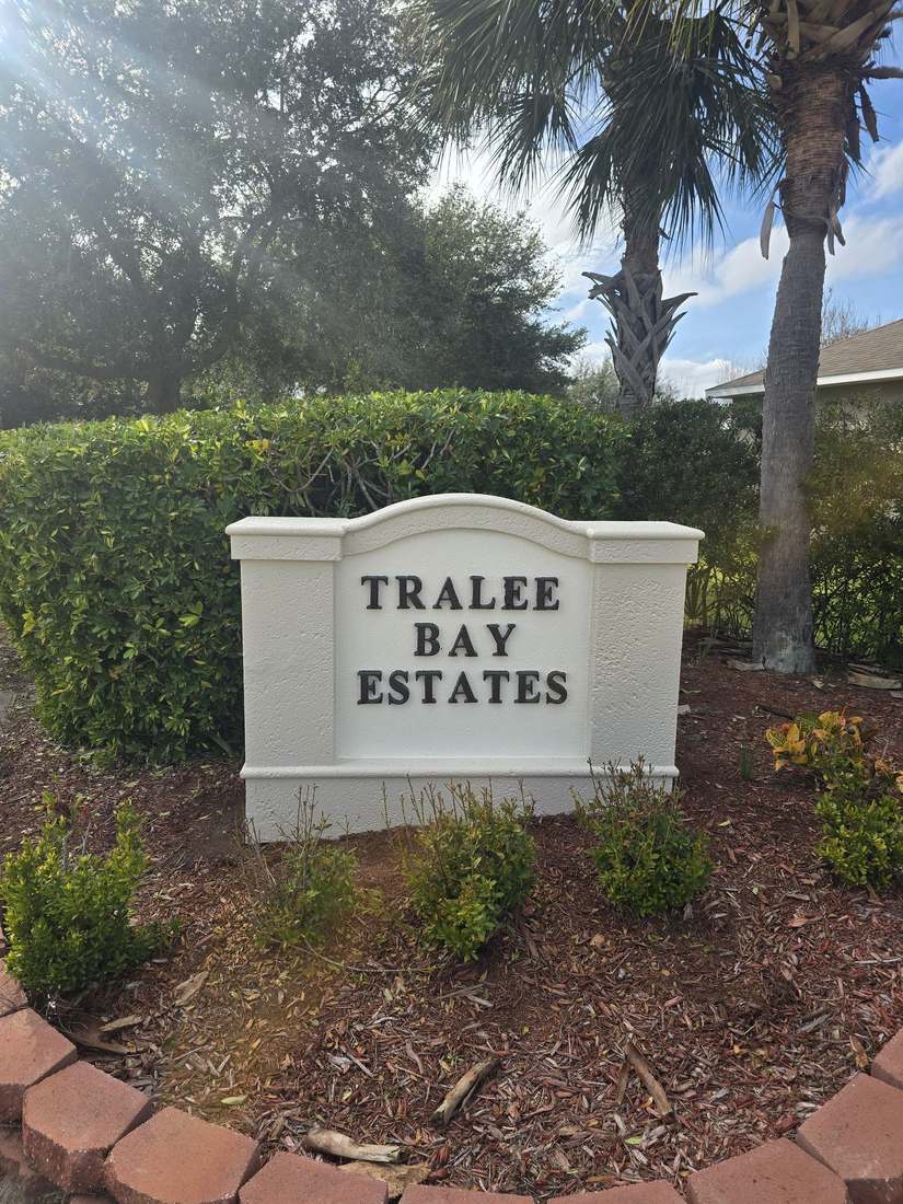 Tralee Bay Estates community entrance sign